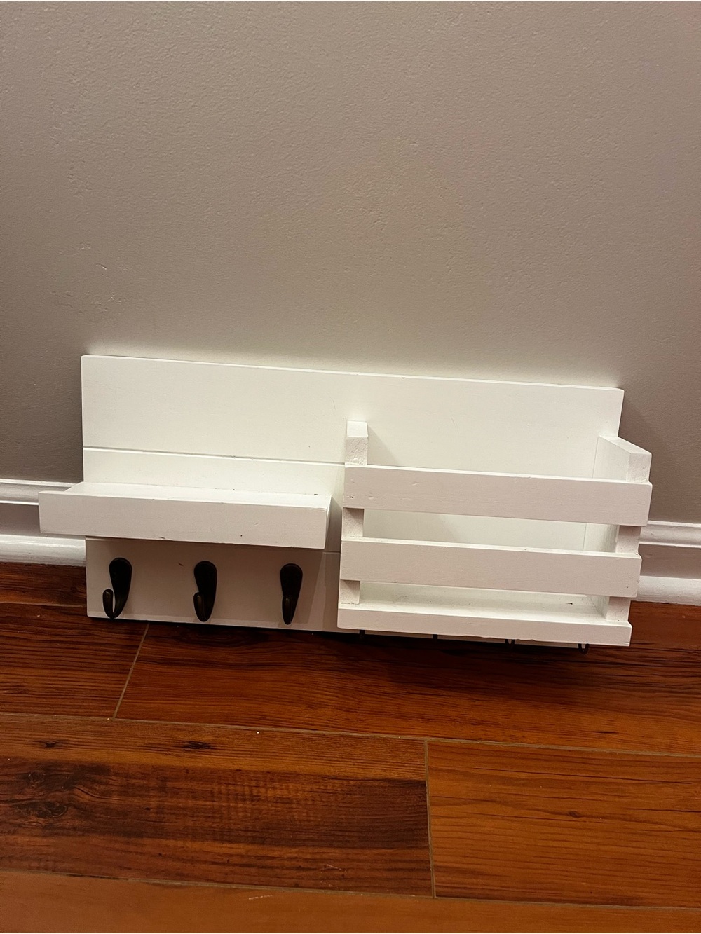 White Wall-Mounted Mail & Key Organizer